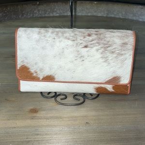 Myra Fluffy Beige Wallet